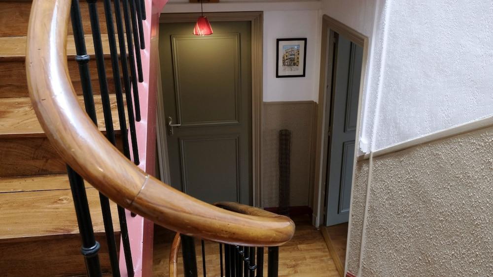 アルジェレス・シュル・メール ロスタル Bed & Breakfast エクステリア 写真